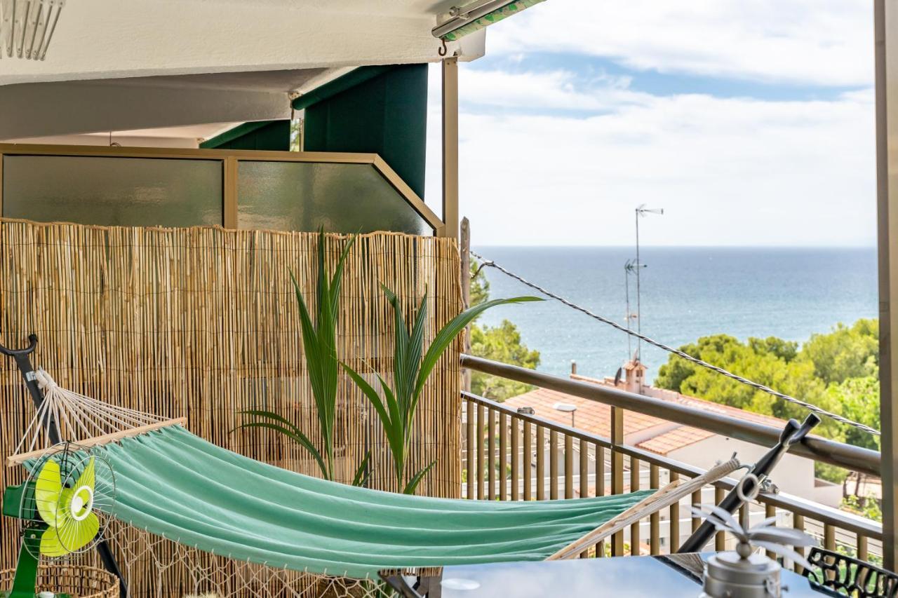 Beach Front Retro Hideaway In סאלו מראה חיצוני תמונה