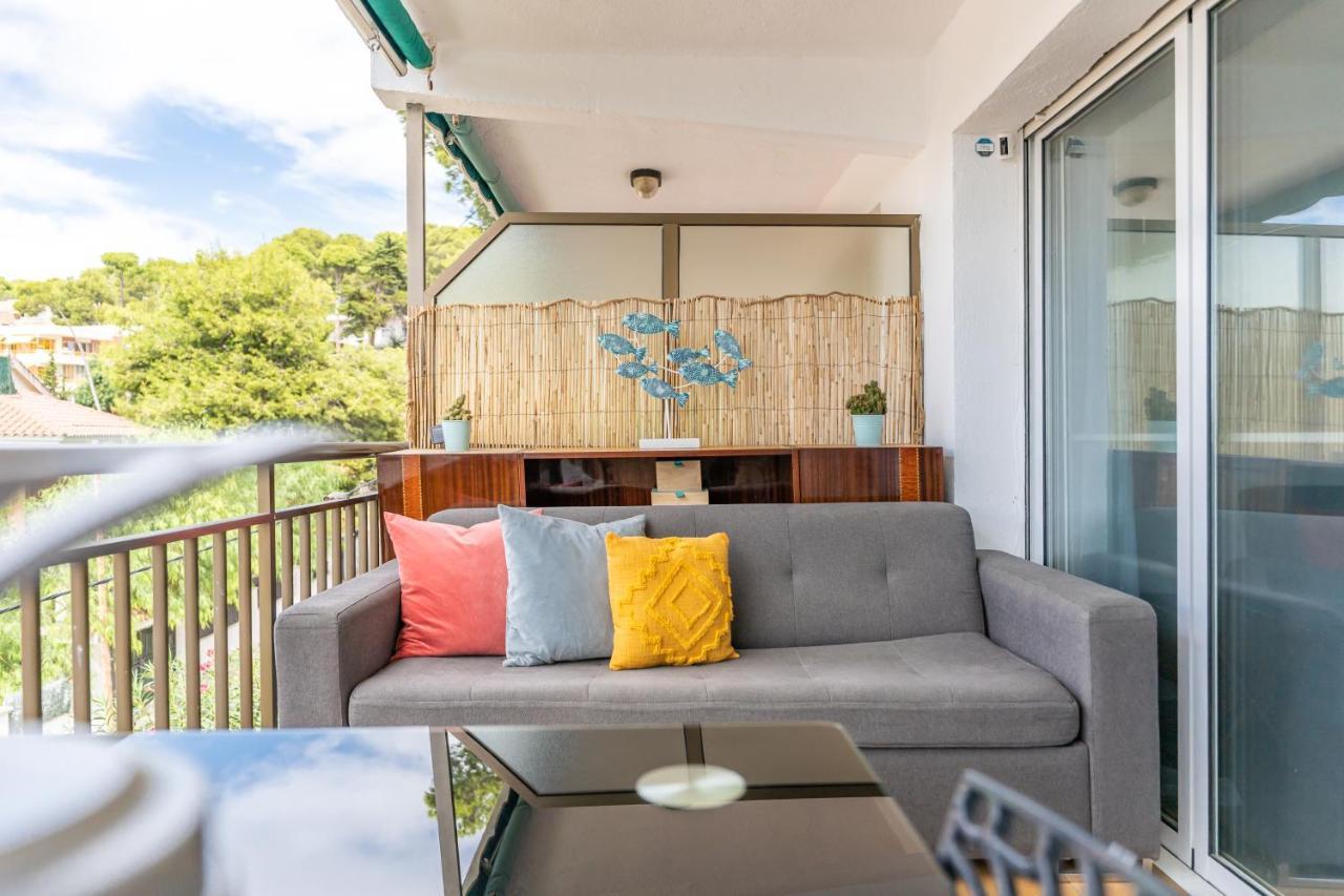 Beach Front Retro Hideaway In סאלו מראה חיצוני תמונה